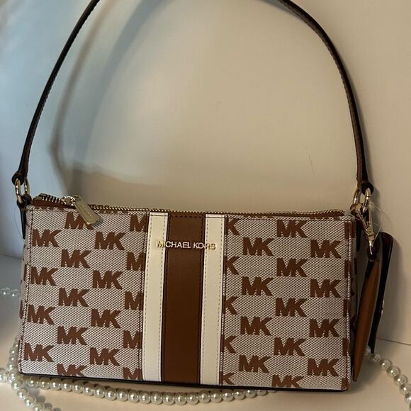 Michael Kors Brown Signature Logo Pochette shoulder bag NWT - Picture 12 of 12